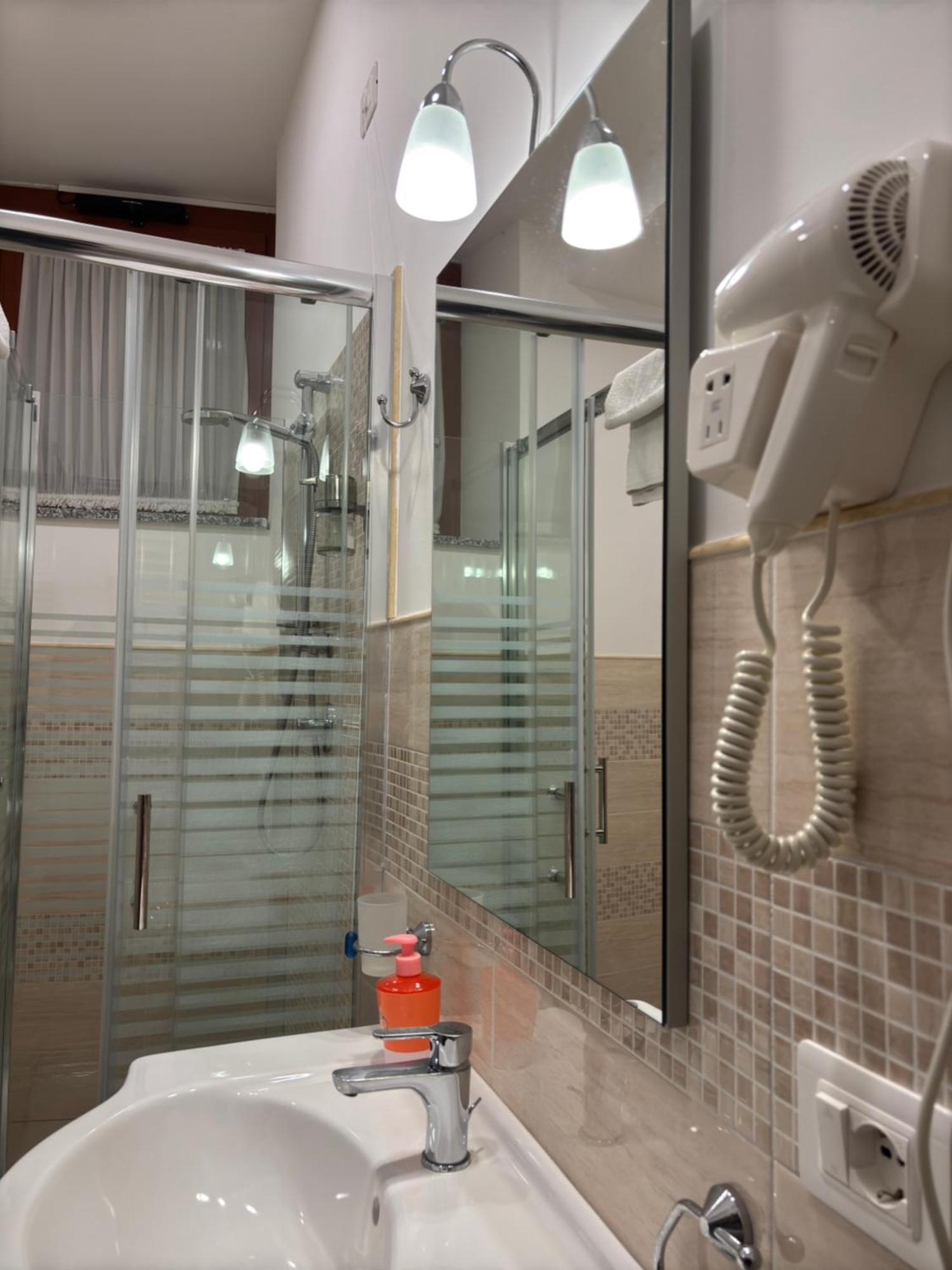 Serena Rooms Solofra المظهر الخارجي الصورة
