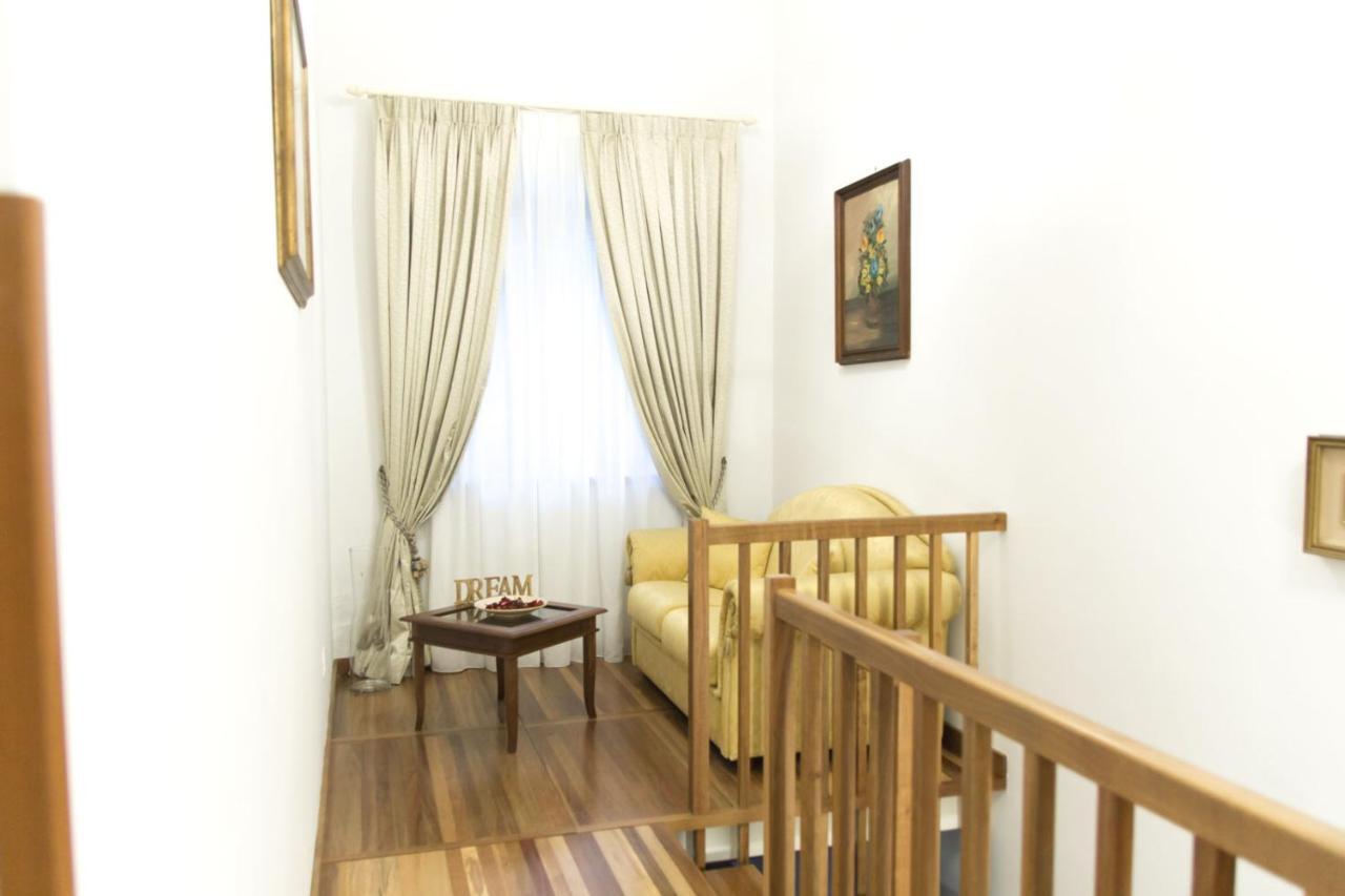 Serena Rooms Solofra المظهر الخارجي الصورة